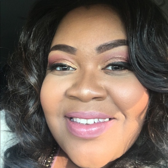 Meet your Posher, Chasity - Picture 1 of 2